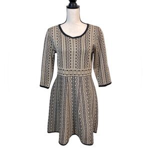 Nina Leonard Geometric Print Fit and Flare Sweater Dress Size Large Tan Black